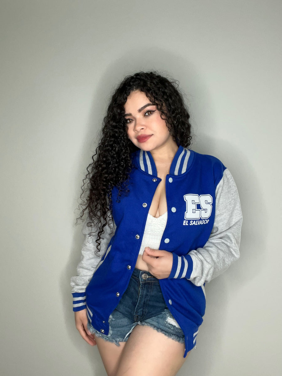 Chaqueta de plumas azul con capucha y estampado de monograma NY