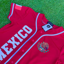 Cargar imagen en el visor de la galería, MEXICO JERSEY 🇲🇽 ROJO LÍNEAS BLANCAS