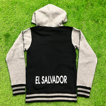 Cargar imagen en el visor de la galería, EL SALVADOR JACKET GORRO Y ZIPPER